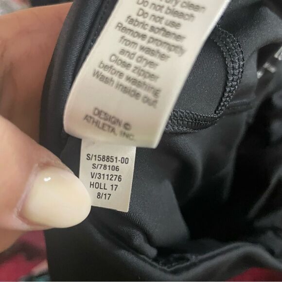 Athleta Spectrum Sonar Reflective  7/8 Leggings- Size Small Petite - Picture 5 of 7